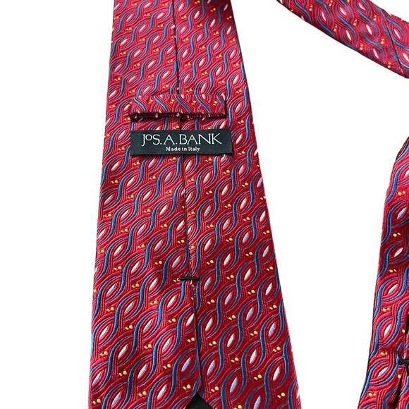 Jos A Bank Red Blue Mens 100% Silk Geometric Italy Mens Neck Tie 58" x 3.75" - Picture 12 of 16
